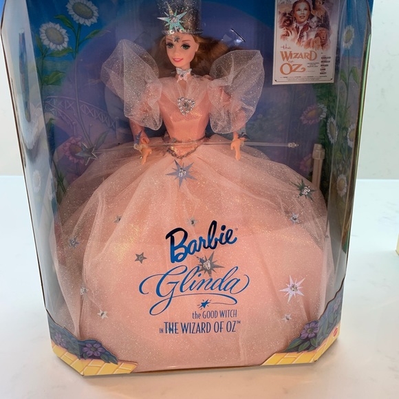 Barbie Hollywood Collection of Wizard of Oz Dolls. - Picture 1 of 7